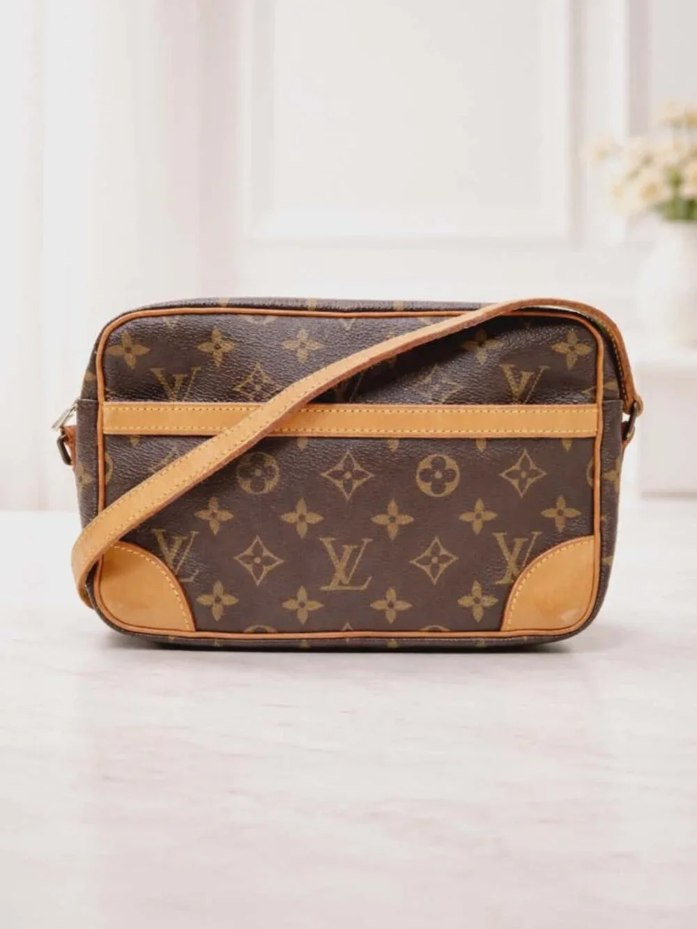 Authentic Louis Vuitton Trocadero 24 Monogram Canvas Crossbody Bag